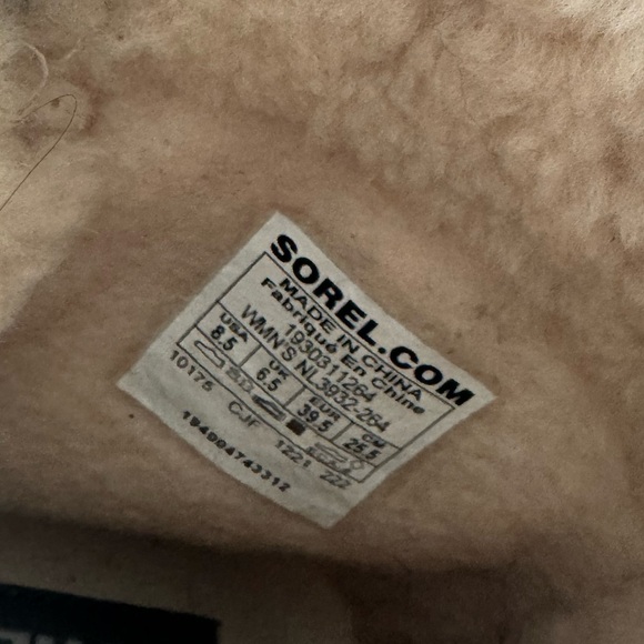 Sorel Leather Waterproof Snow Boots - size 8.5 - Picture 2 of 8